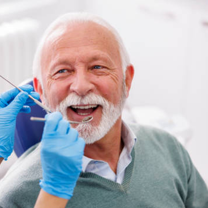 Assessment & Oral Cancer bySolange Mobile Smiles